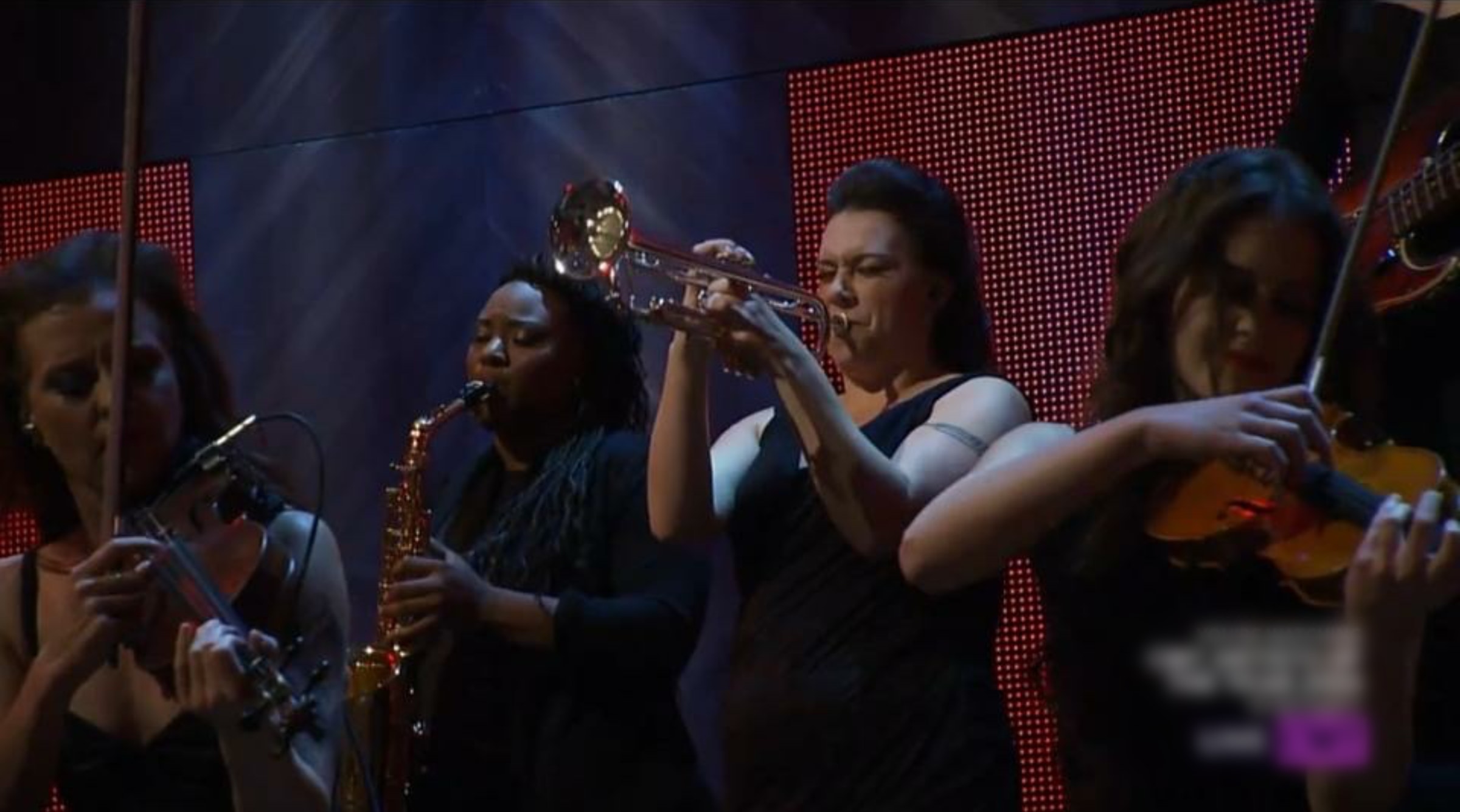 Lexie w/Keith Urban at CMT Artists of the Year 2014